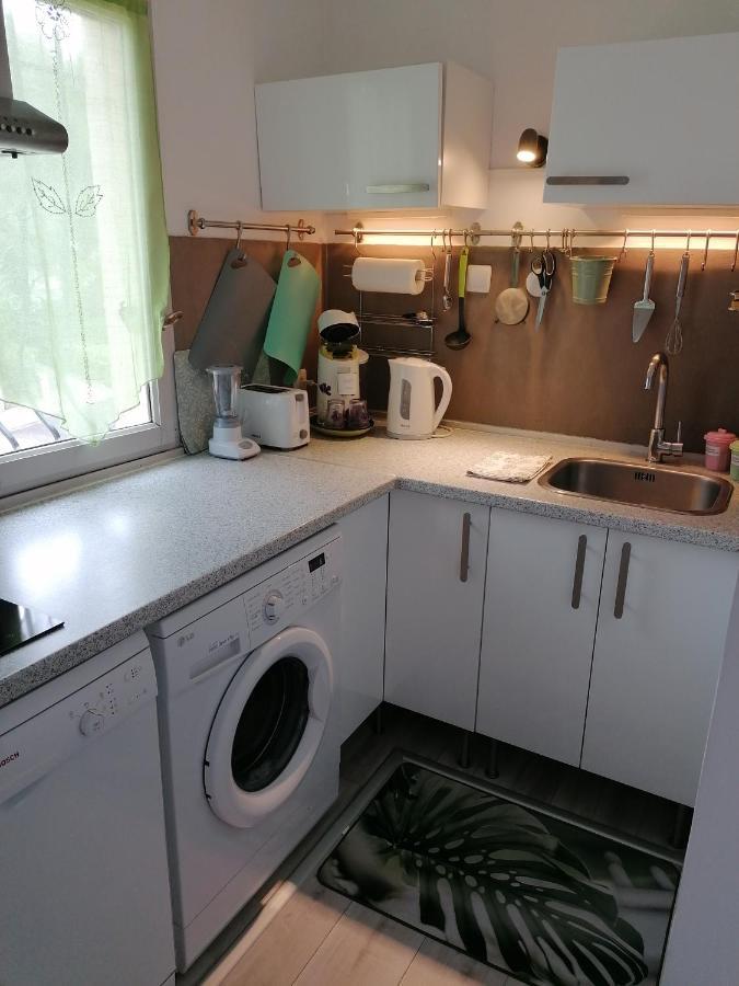Appartement La Pinede Груисан Екстериор снимка